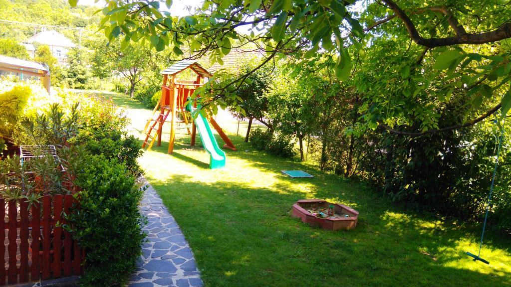 Bungalovy Natura Trávnica Extérieur photo
